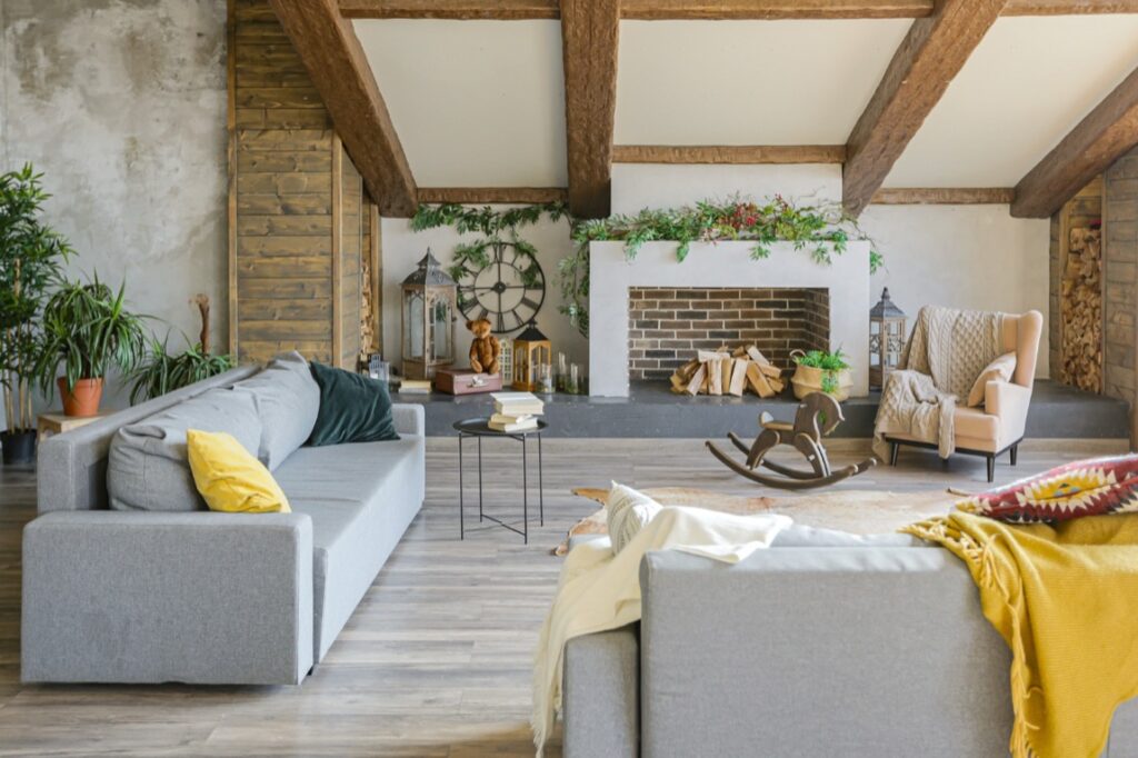 W ostatnich latach coraz więcej osób decyduje się na połączenie klasyki i nowoczesności, wybierając drewniane podłogi współpracujące z ogrzewaniem podłogowym